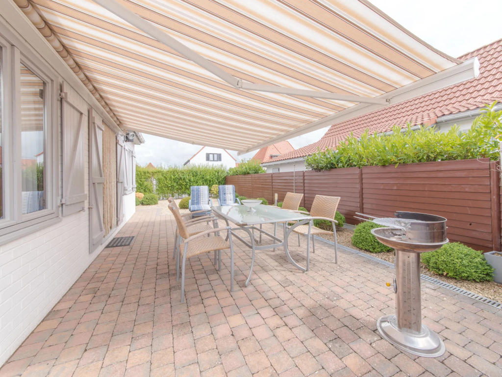 Holiday Home Vissershuisje 9-18 with parking by Interhome