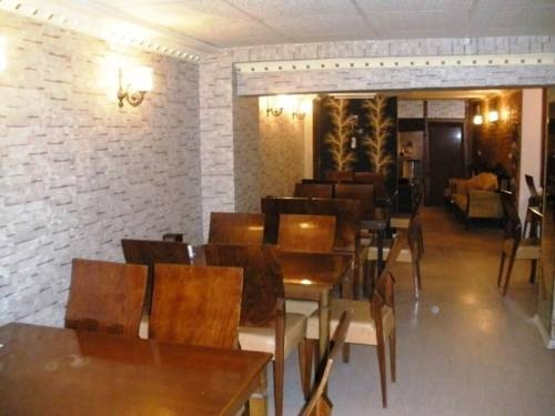 Red River Hotel