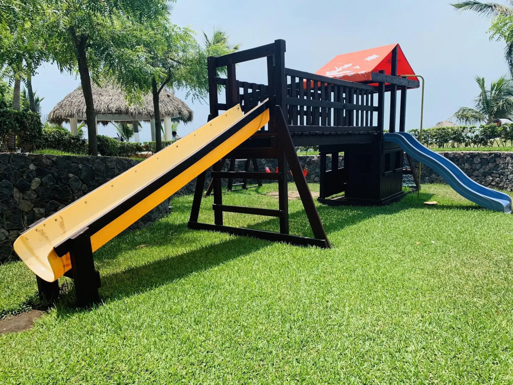 Playa Caracol Hotel & Spa