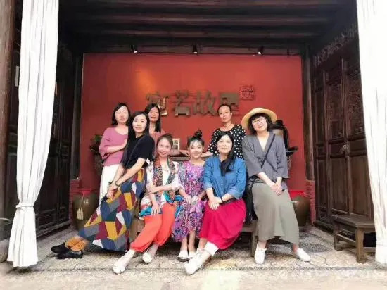 Wanruo Guli Qingquan Meisu Hotel