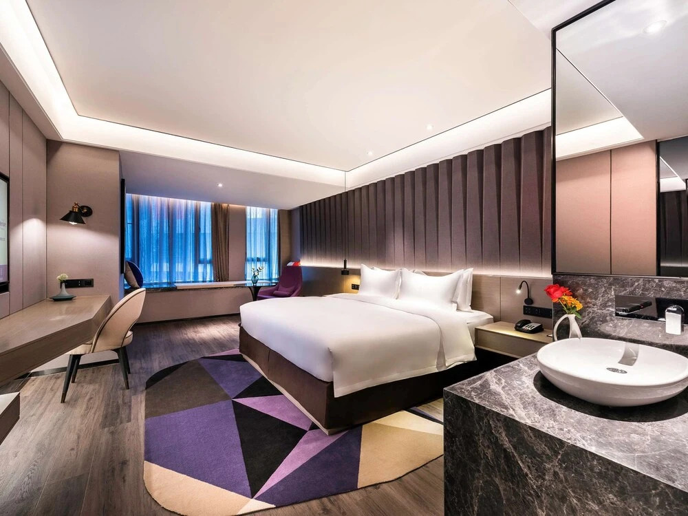 Mercure Chengdu Exhibition Center and Lakeside
