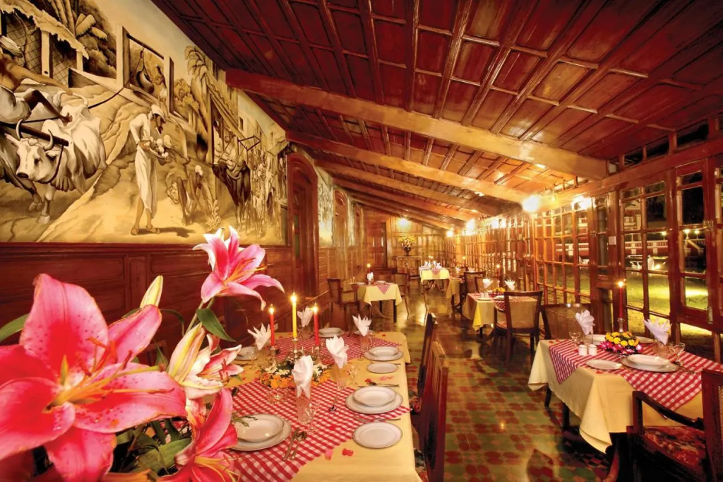 WelcomHeritage Fernhills Royal Palace