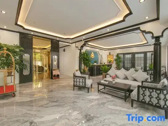 Royal Hotel - Vinhomes Ocean Park 3