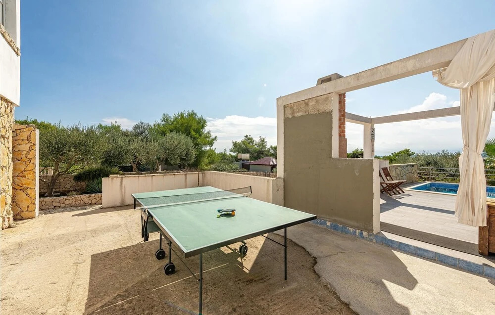 Nice Apartment in Vir With 1 Bedrooms, Wifi and Outdoor Swimming Pool