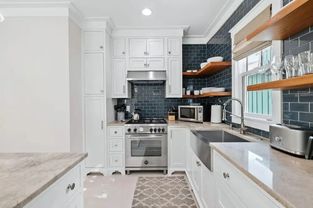 Sea La Vie Seaside Carriage House