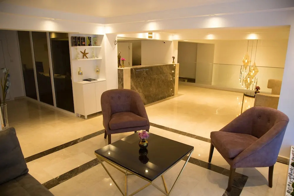 TN&CO Exclusive Cip Suites and Primeclass Rooms (Adults Only)