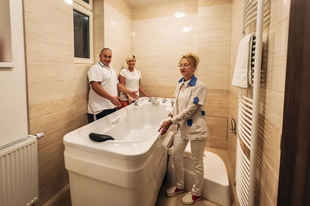 Star Hotel