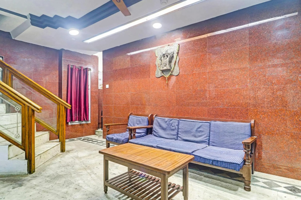 OYO 70256 Hotel Shyam