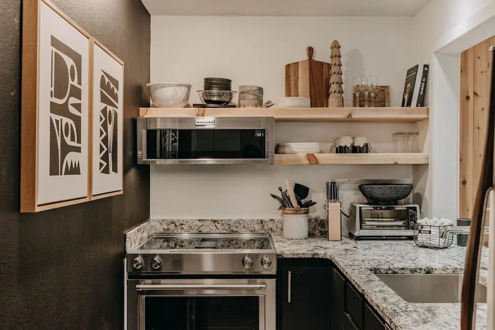 64sw - Pets Ok - Wood Stove - Sleeps 4