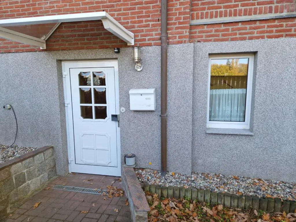 FeWo Schwerin-Zippendorf mit Sauna und Strandnähe, 4 km bis zur City