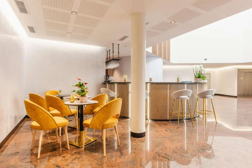 Brit Hotel Privilège Paris Rosny-sous-Bois