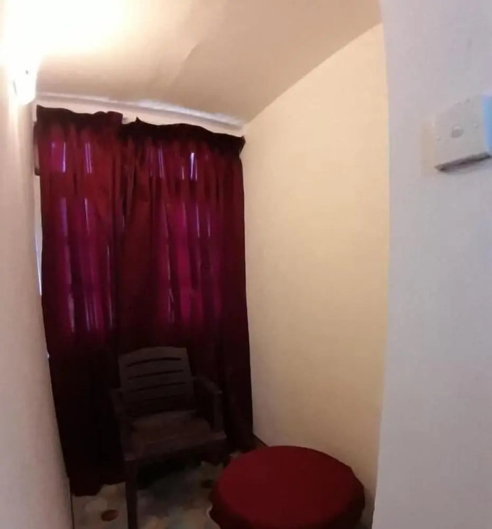 Dilshan Guest House