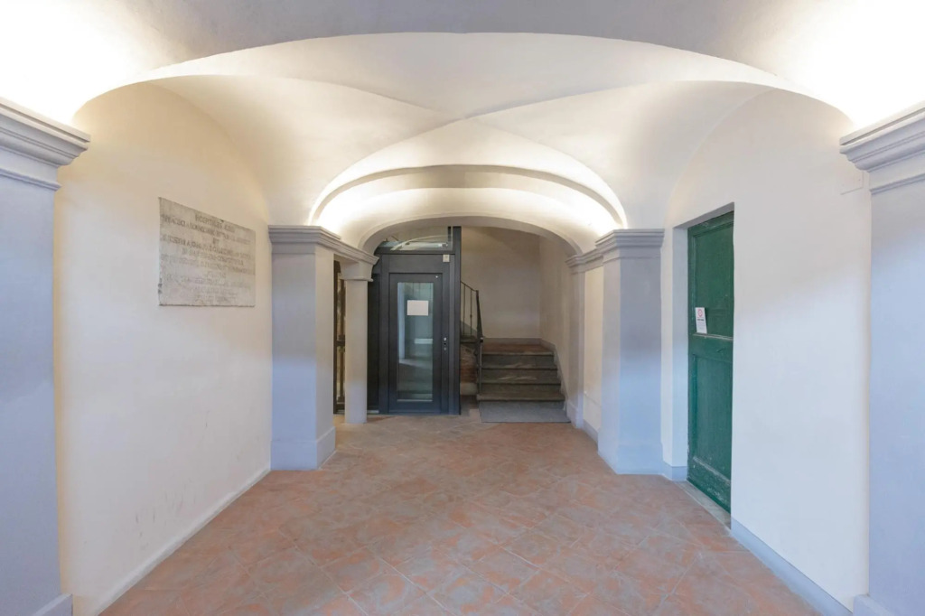 Casa Uccia in Lucca With 1 Bedrooms and 1 Bathrooms