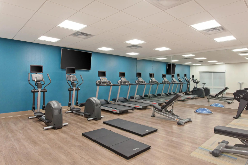 Holiday Inn Express & Suites Moses Lake by IHG