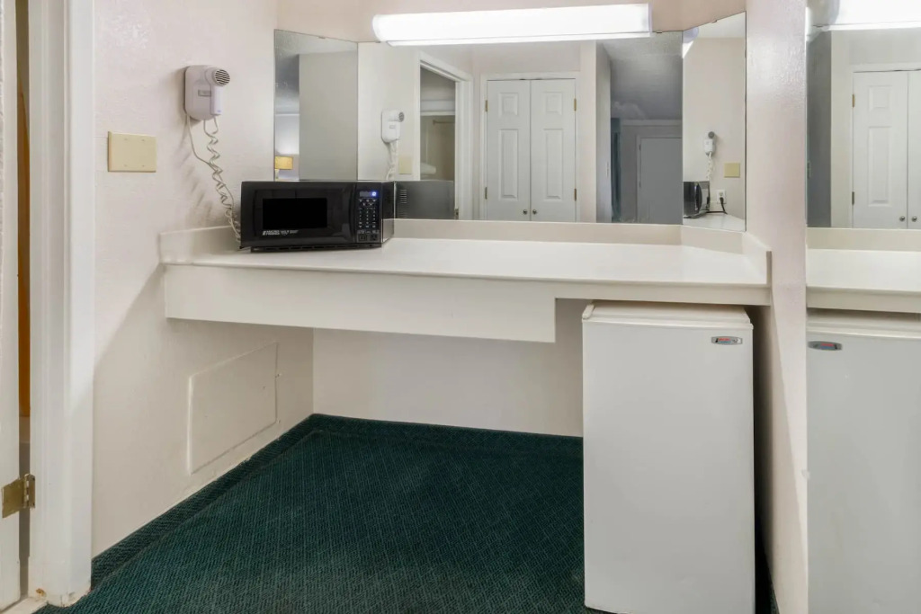 Motel 6 Phoenix, AZ Midtown