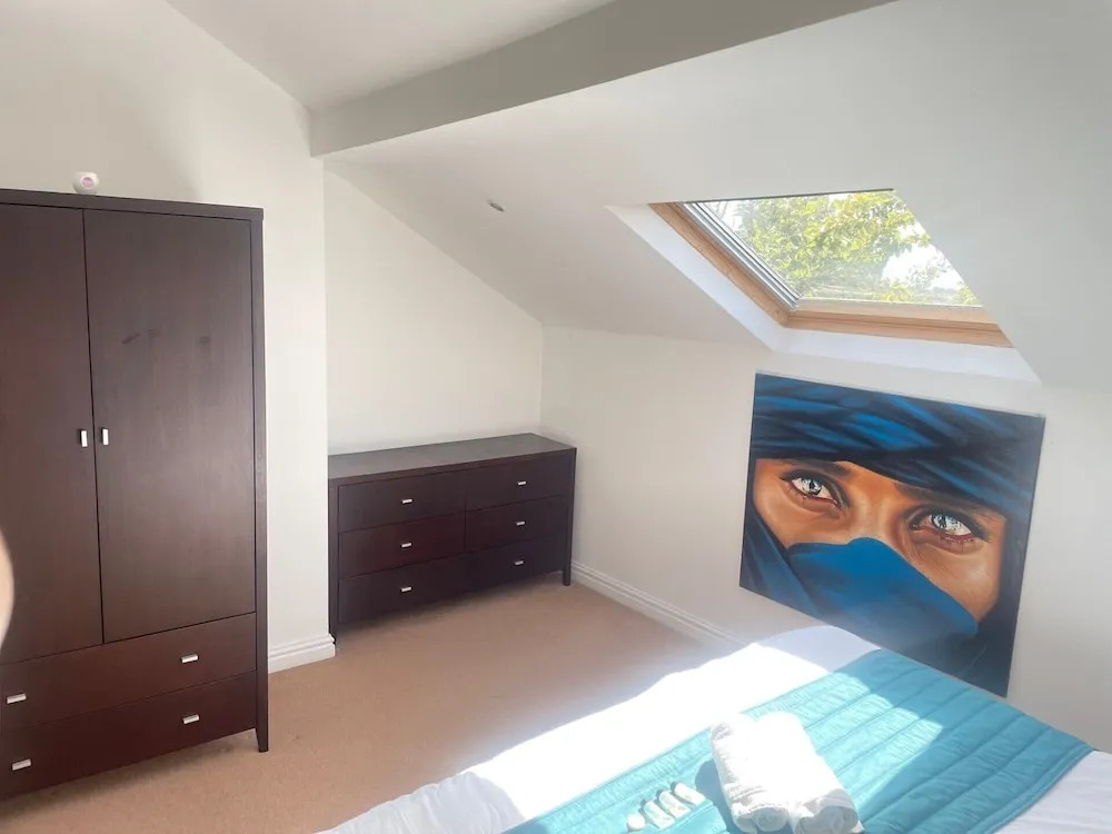 Beach House - Penthouse 3 Bed Apartment