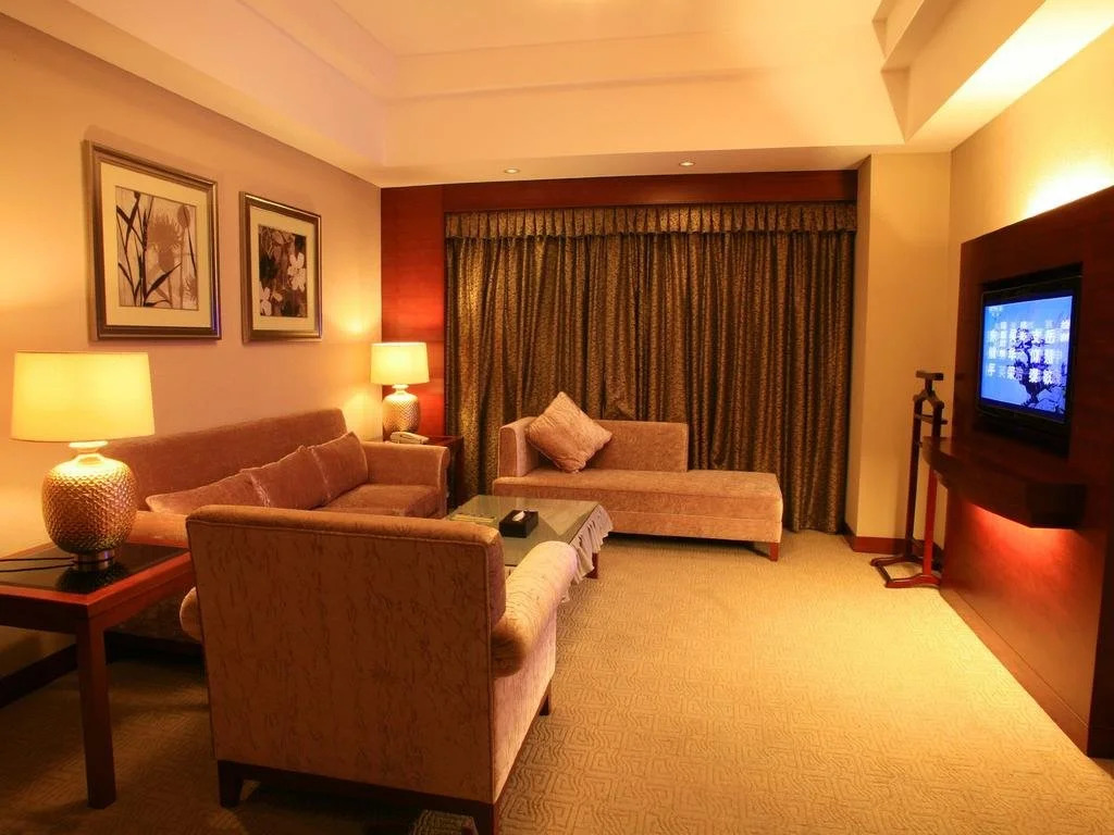 Huayue Hotel