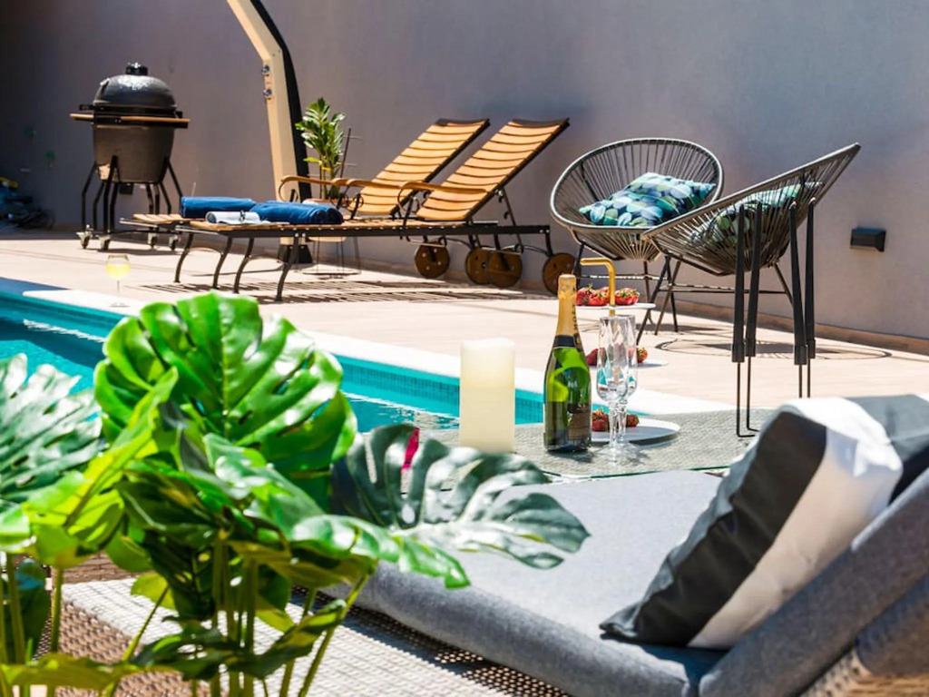 Gorgeous Villa in Dubrovnik with Swimming Pool