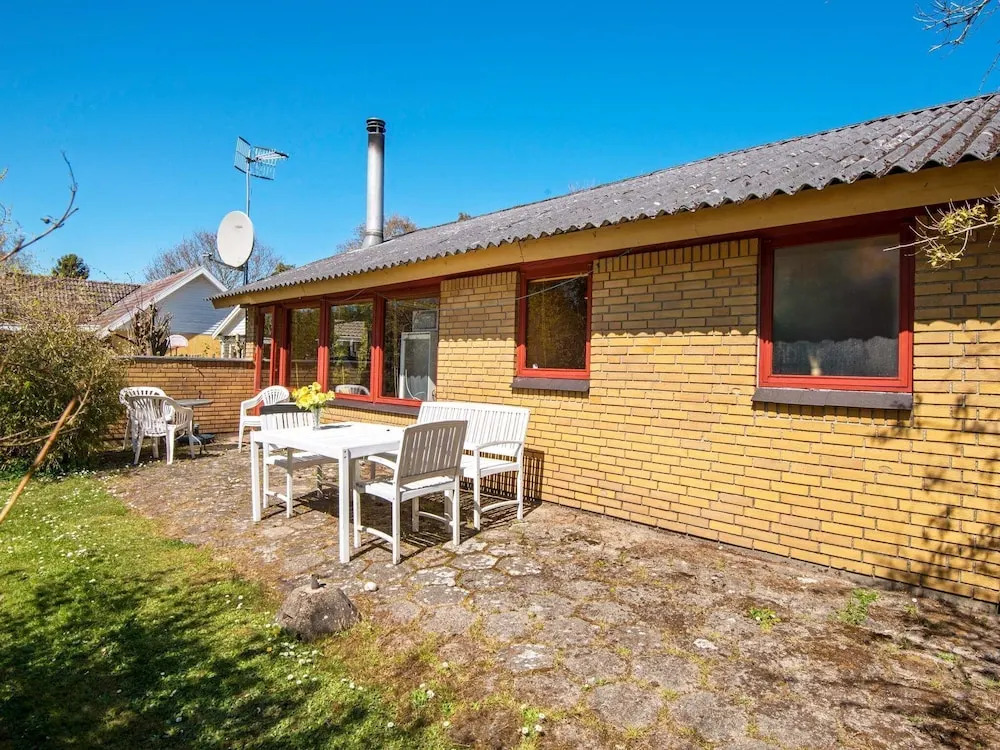 Beautiful Holiday Home in Grenaa Near the Sea