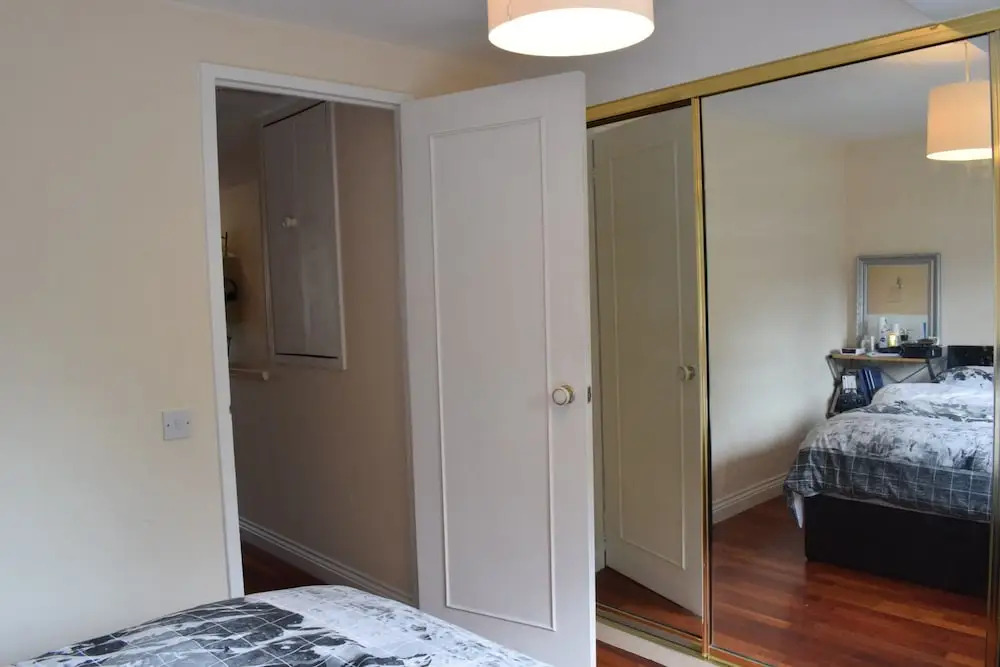 2 Bedroom Home In London