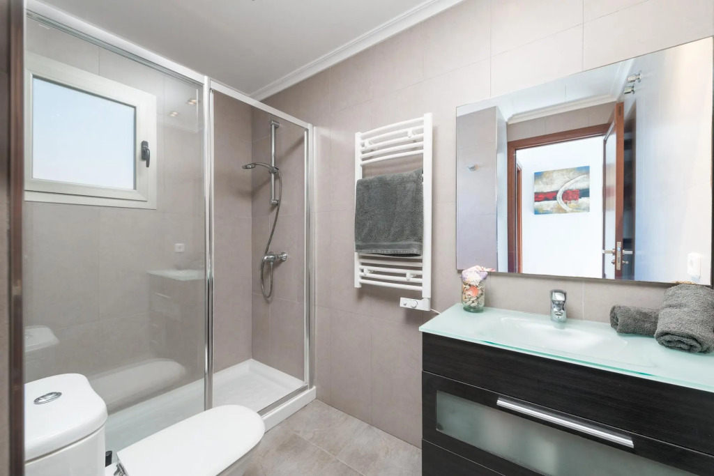 CASTELLO PLATJA - Beautiful apartment with sea views and only 100 metres away from the beach in Can Picafort. Free WiFi