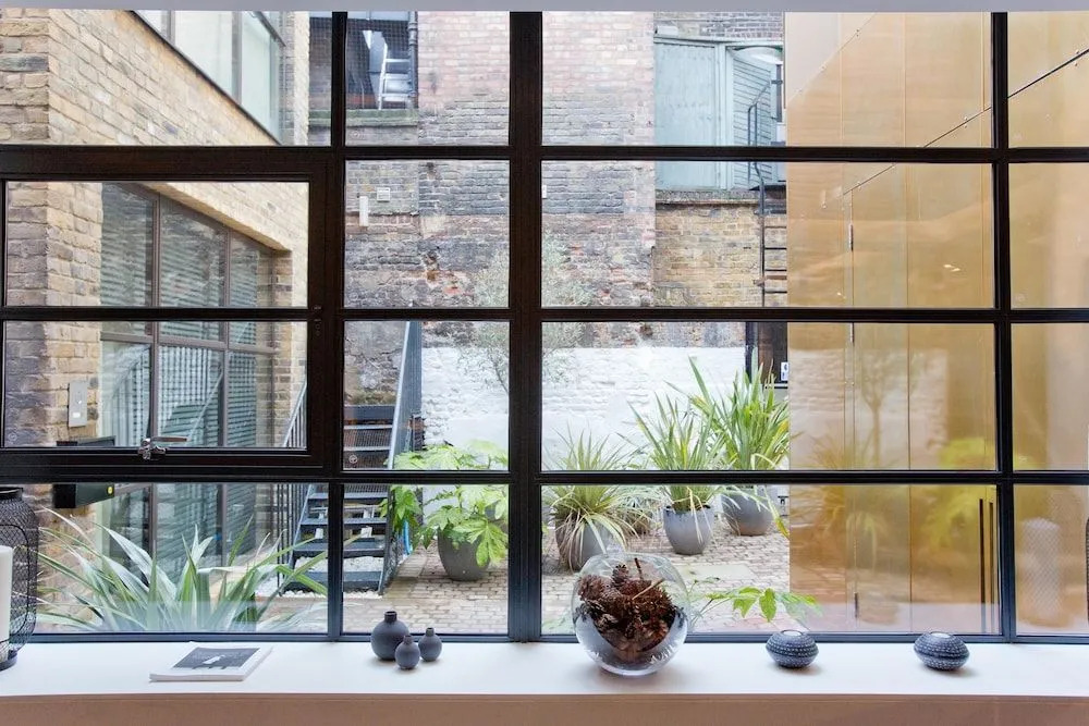 Luxury Royalty Mews