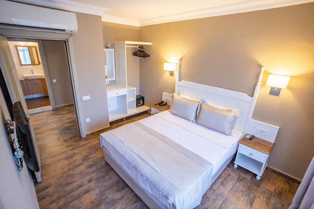 Olbios Marina Resort Hotel