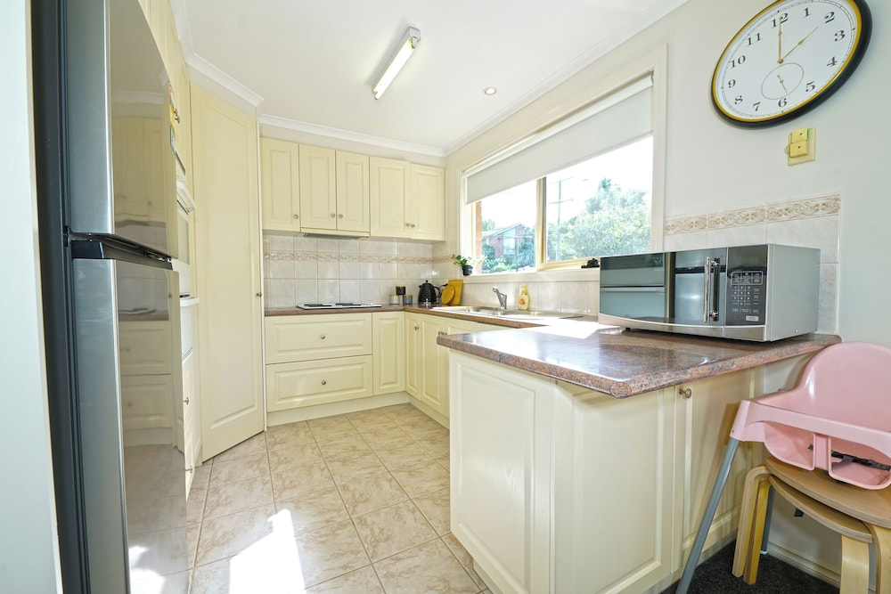 Exquisite 2BR Staycation Ringwood