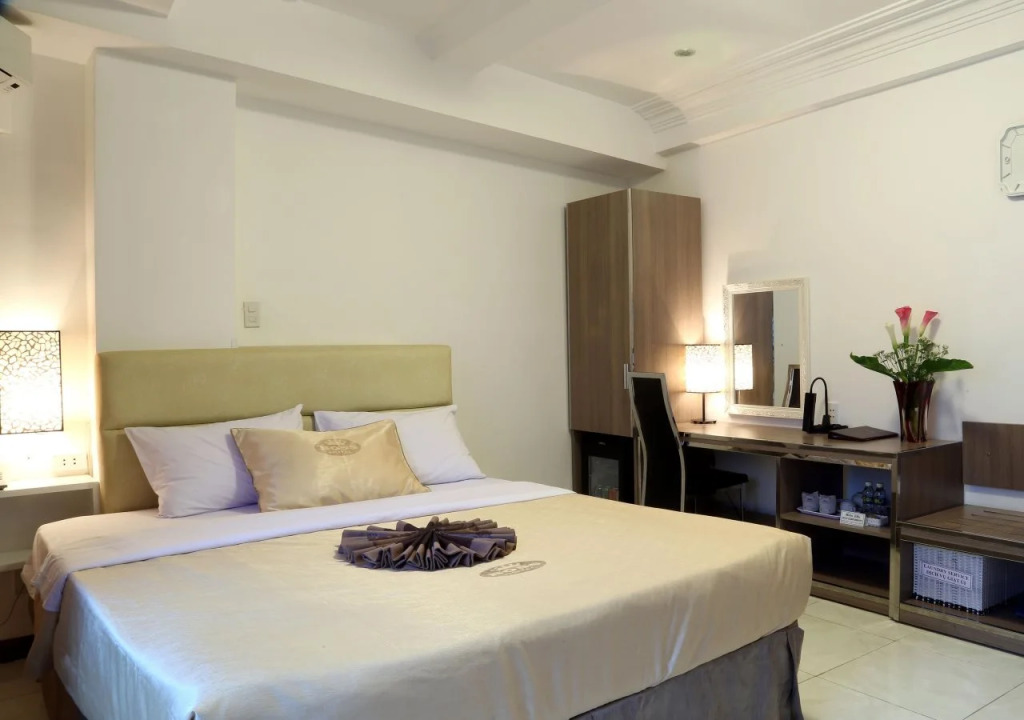 A25 Hotel - 14 Pho Duc Chinh