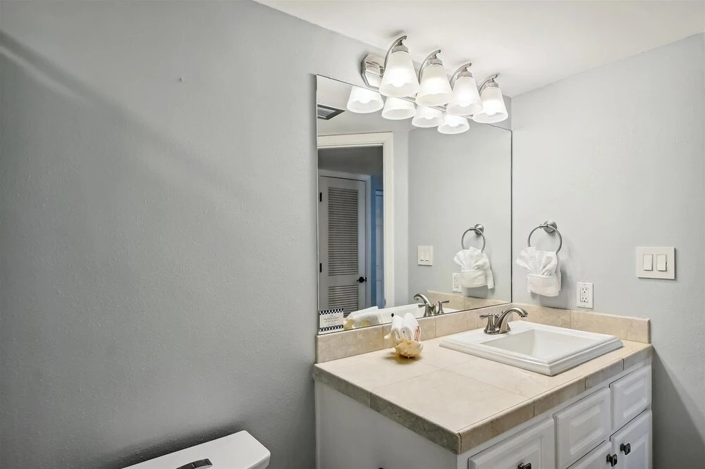 Inlet Reef 314 2 Bedroom Condo by RedAwning