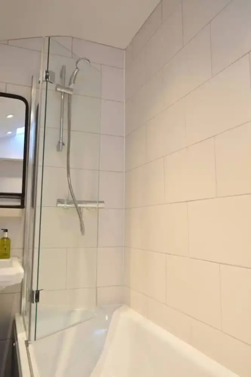 New Town Apartment Close to City Centre