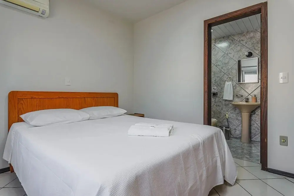 Apt w/ Balcony 250m Mariscal Beach Cra304