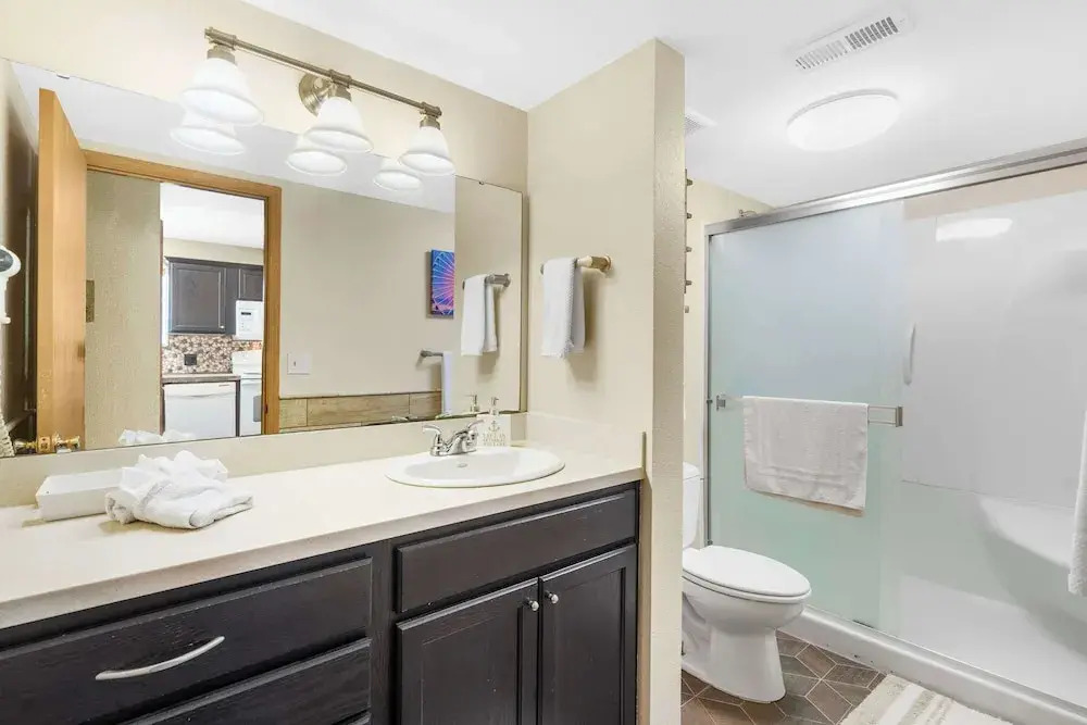 Cozy Timbers Charming Condo for 6 With Resort-style Amenities