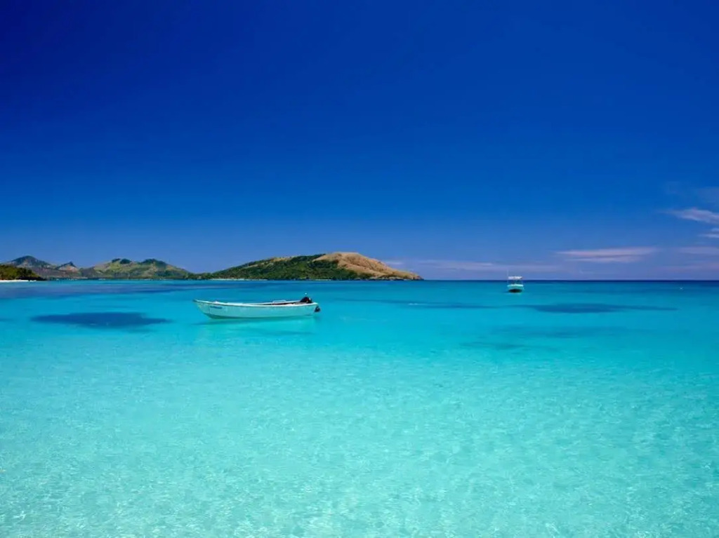 Barefoot Manta Island Resort