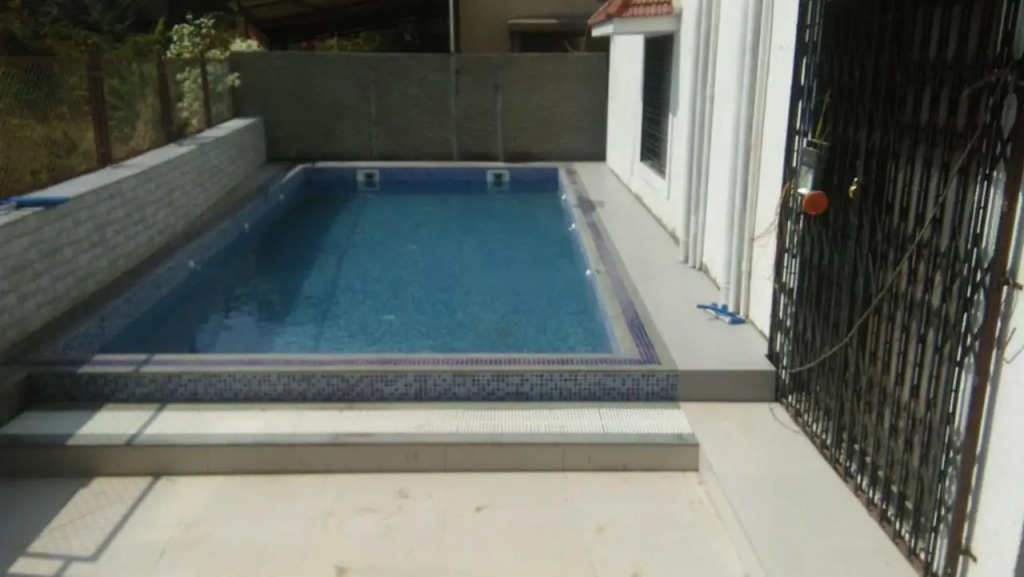 Royal Villa 2 - 3 bhk A/C bungalow in Lonavala