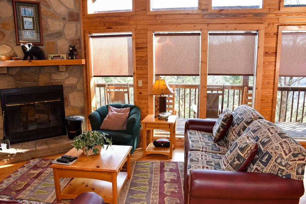 HIKER'S POINT - 2 Br Cabin