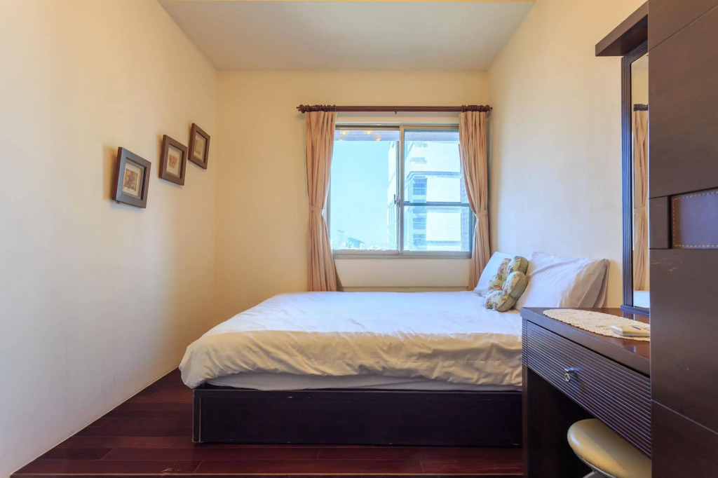 Happyhouse Service Apartment
