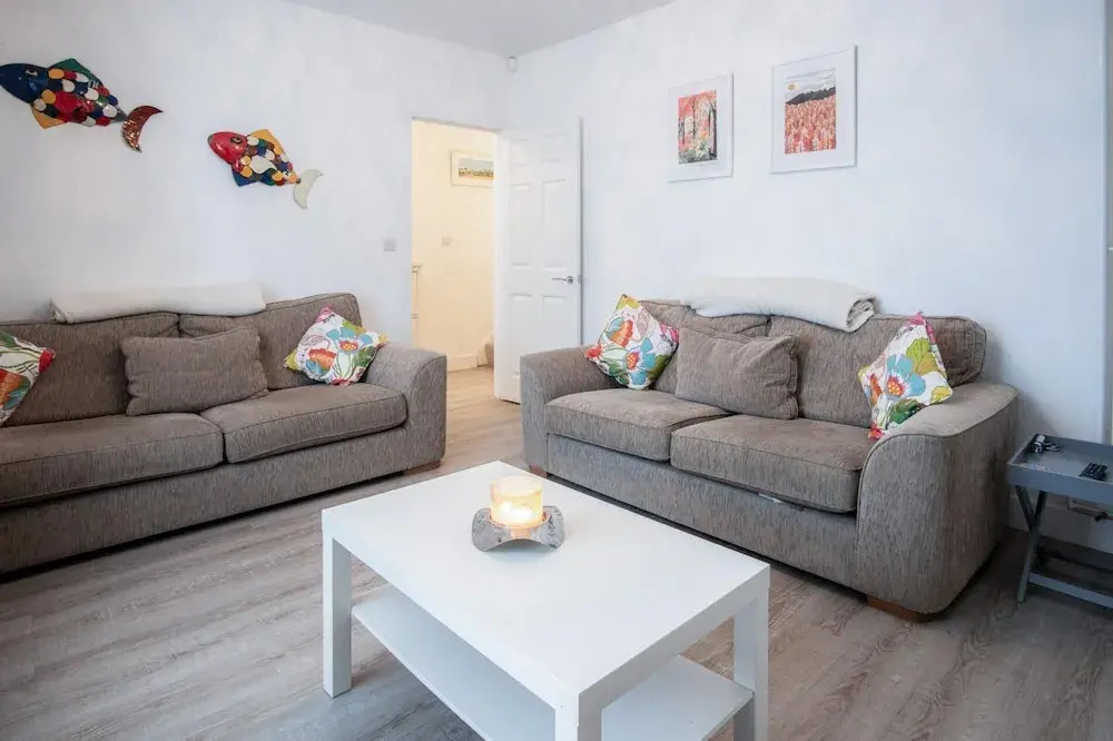 Taliesin - 5 Bedroom Holiday Home - Tenby