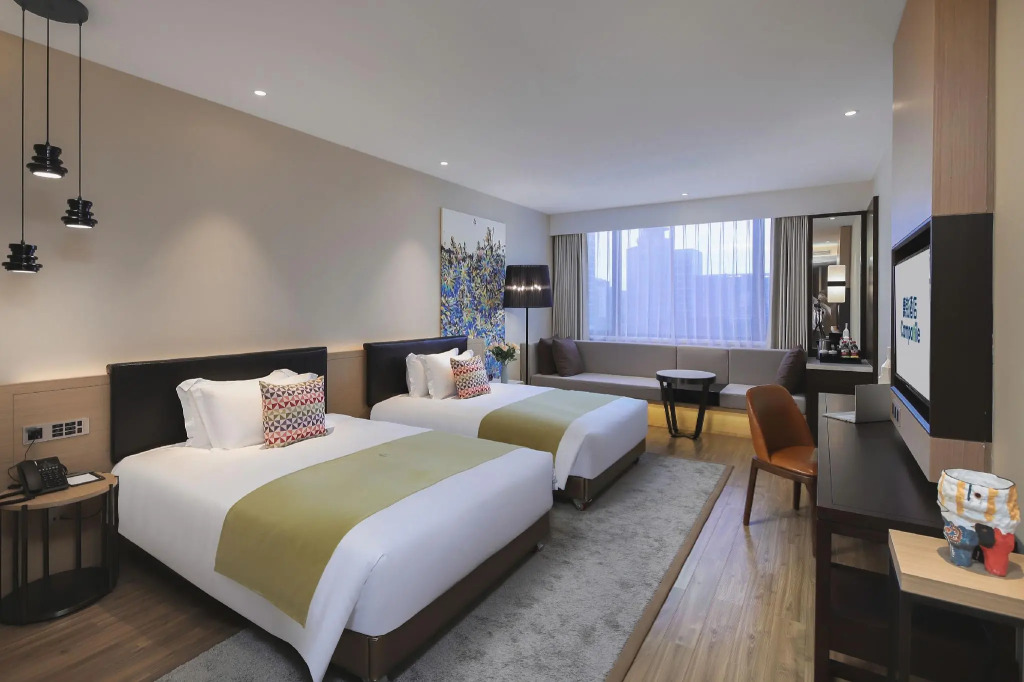 Campanile Hotel (Shenzhen Longcheng Plaza Metro Station)