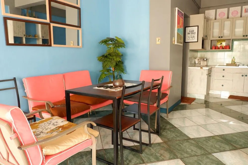 Country Living Hostel