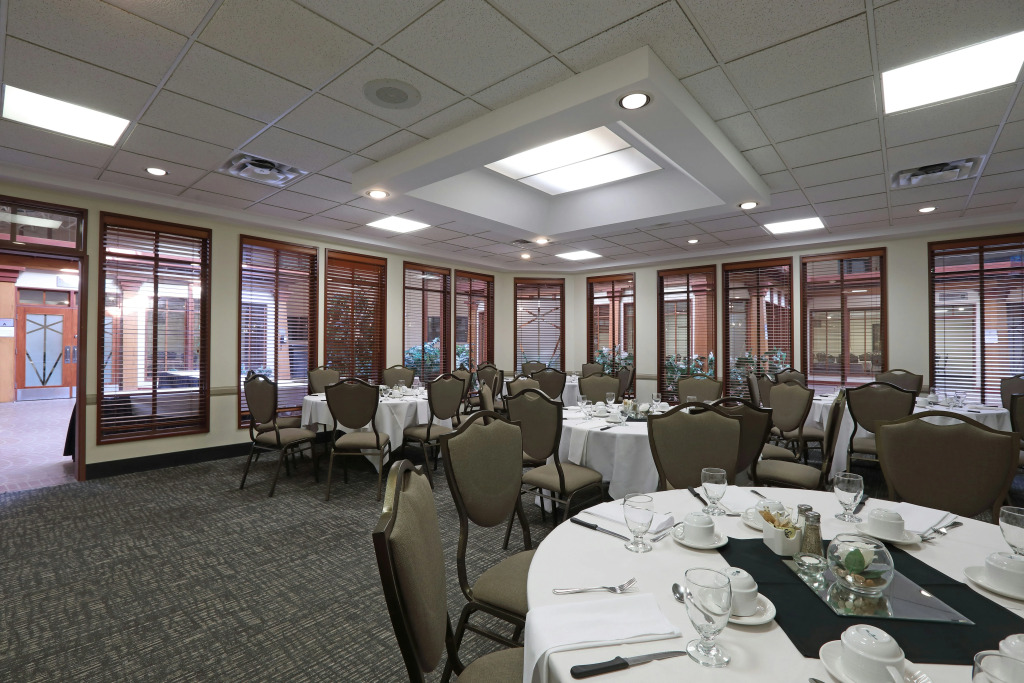 Canad Inns Destination Centre Fort Garry
