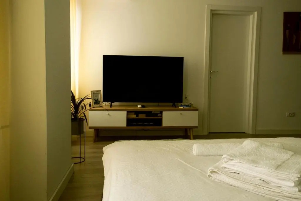 Lara 65 - Cozy & Modern Apartment @ Conest