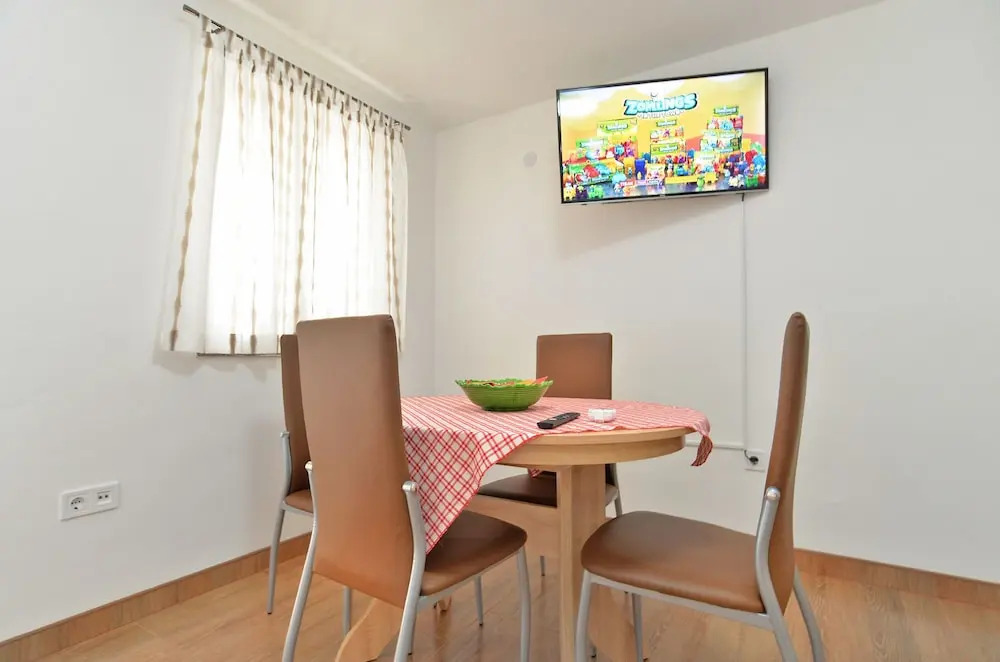 Apartment 1713
