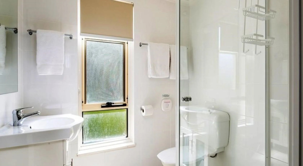 Glenelg Holiday Apartments