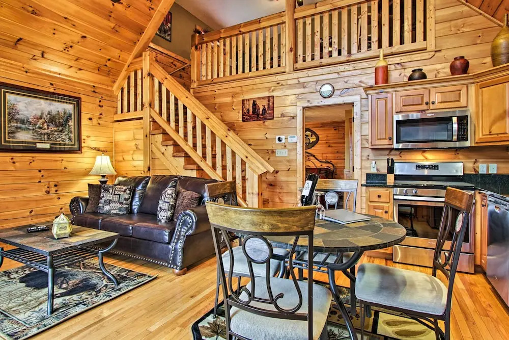 Game Room & Hot Tub! Black Bear Falls Resort Cabin
