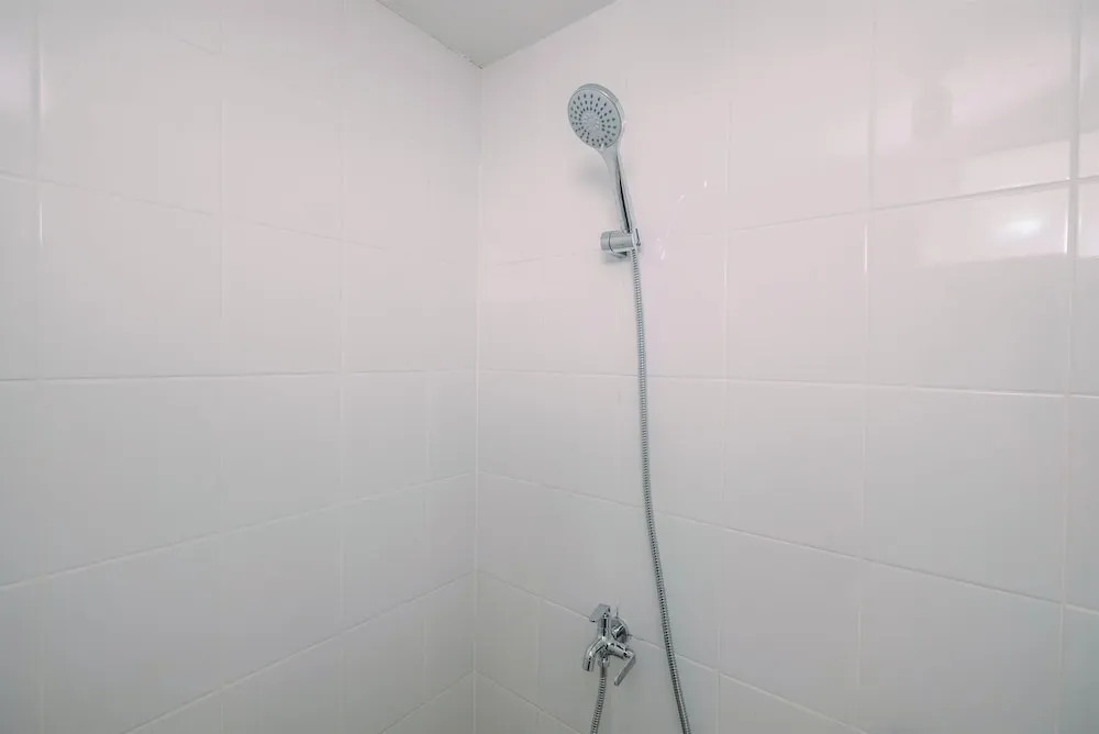 Simply Good Studio Bassura City Apartment