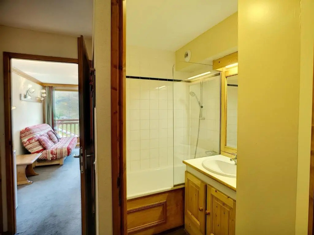 Appartement Les Menuires, 2 pièces, 5 personnes - FR-1-178-187