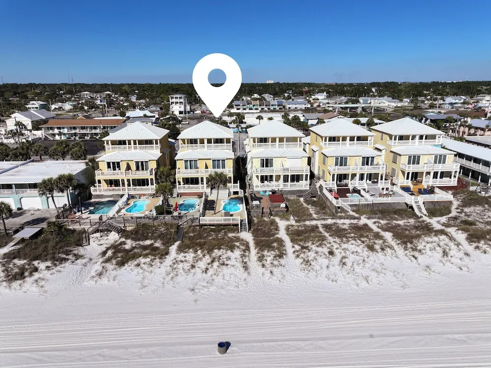 Just Beachy - 5 Bedroom Beach Front Home! Sleeps 20 Home by RedAwning