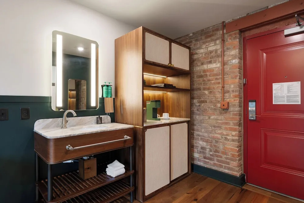 The Delegate Hotel