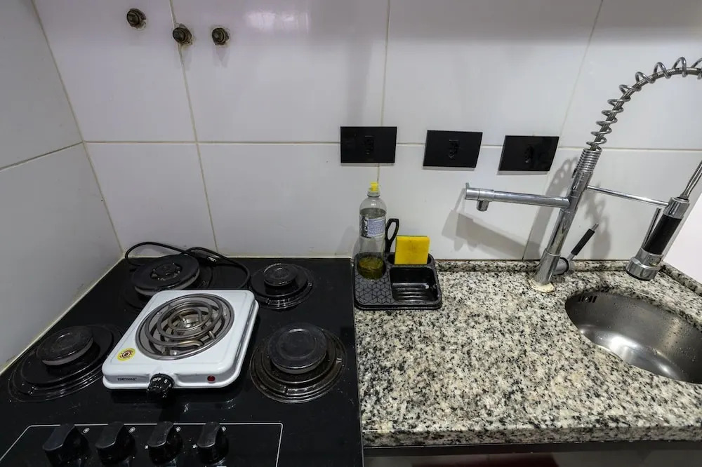 Apartamento no Centro com Wifi e a 500m do Metr